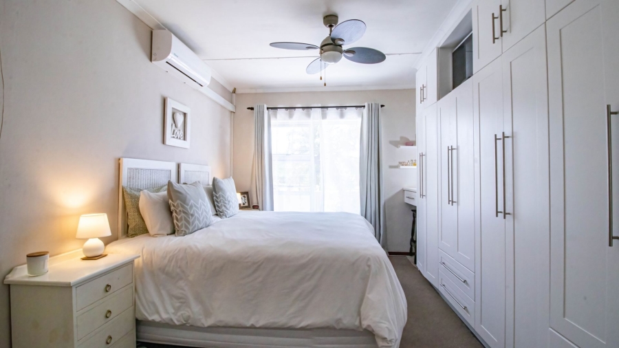 4 Bedroom Property for Sale in Beacon Bay Eastern Cape